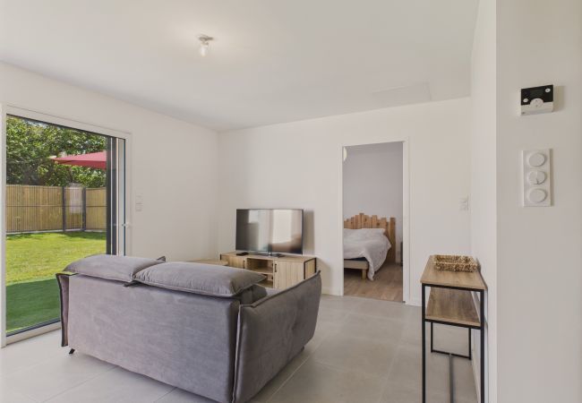 House in Le Tour-du-Parc - Enclosed garden – Single-storey house for 4 House in Le Tour-du-Parc - Enclosed garden – Single-storey house for 4