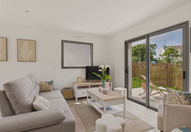 House in Erquy - Lovely family home for 8 with garden