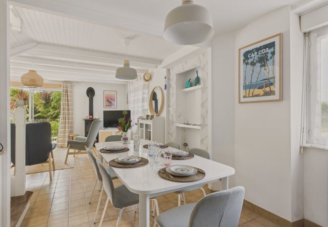 House in Fouesnant - Large garden and terrace – 4 adults and 1 child House in Fouesnant - Large garden and terrace – 4 adults and 1 child