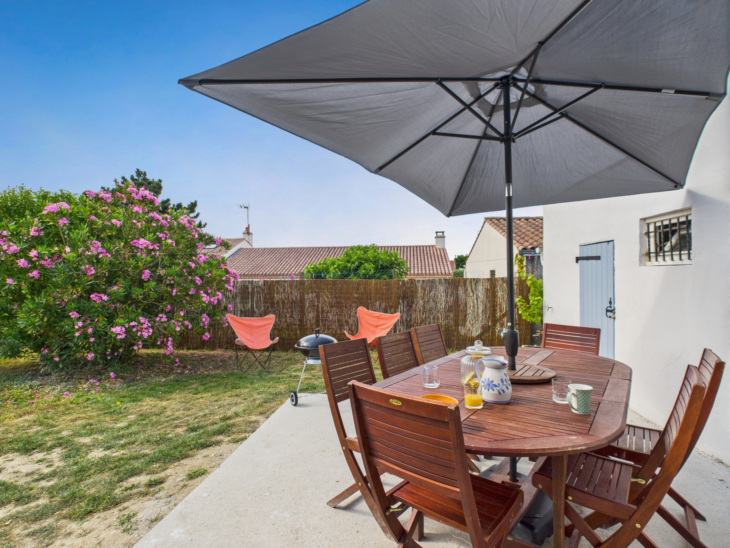  in Saint-Gilles-Croix-de-Vie - House for 6 with garden near the center