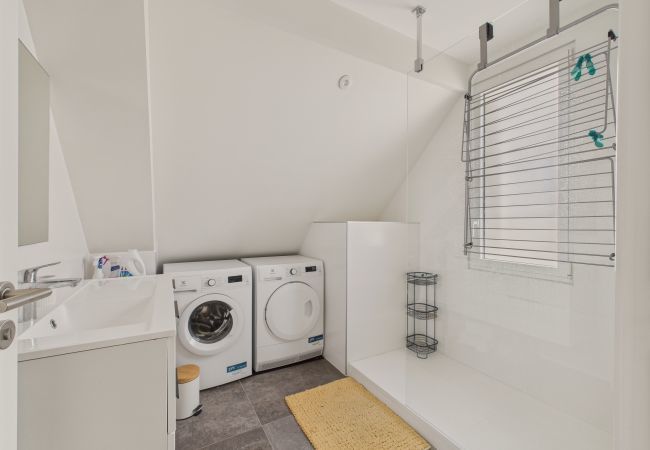 Apartment in Pornichet - 180m to beach, flat for 4 adults / 4 kids Apartment in Pornichet - 180m to beach, flat for 4 adults / 4 kids