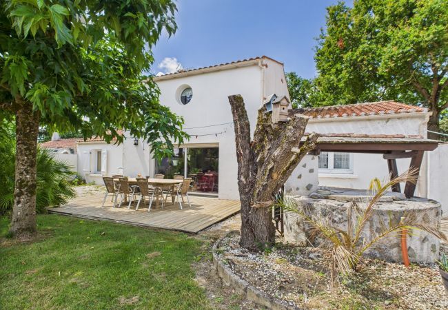 House in Saint-Révérend - Beautiful and spacious quiet house for 8 people