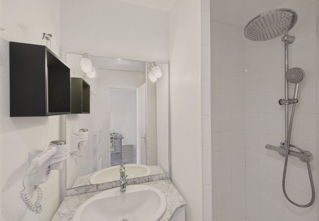 Apartment in Ile Tudy - 200m from the beach – 2 adults and 2 children Apartment in Ile Tudy - 200m from the beach – 2 adults and 2 children