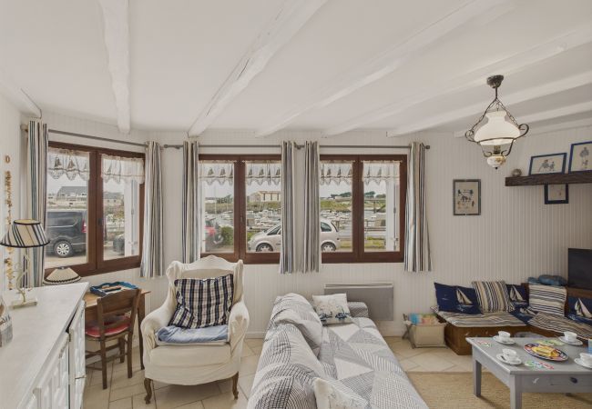 House in Treffiagat - Harbor view – 350m from the beach – house for 6 House in Treffiagat - Harbor view – 350m from the beach – house for 6