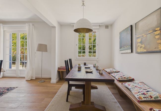 House in Le Pouliguen - 650m from the sea – Large house for 10 with pool House in Le Pouliguen - 650m from the sea – Large house for 10 with pool
