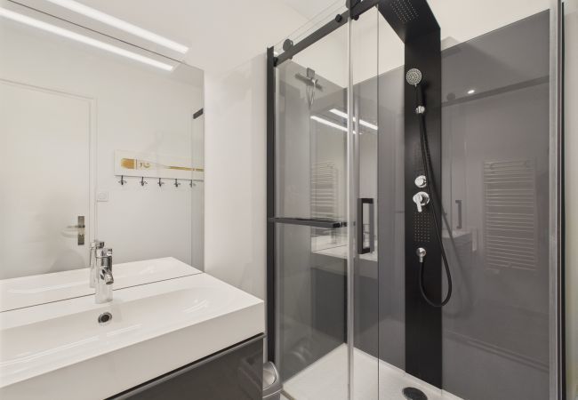 Apartment in Saint-Hilaire-de-Riez - 20 m from the beach, apartment for 4, terrace Apartment in Saint-Hilaire-de-Riez - 20 m from the beach, apartment for 4, terrace