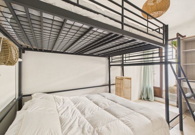 Apartment in Saint-Hilaire-de-Riez - 200m from the beach, terrace, apartment for 4 Apartment in Saint-Hilaire-de-Riez - 200m from the beach, terrace, apartment for 4