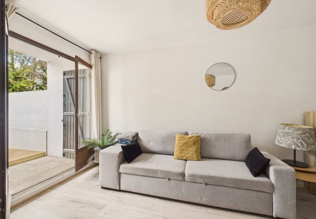 Apartment in Saint-Hilaire-de-Riez - 200m from the beach, terrace, apartment for 4 Apartment in Saint-Hilaire-de-Riez - 200m from the beach, terrace, apartment for 4