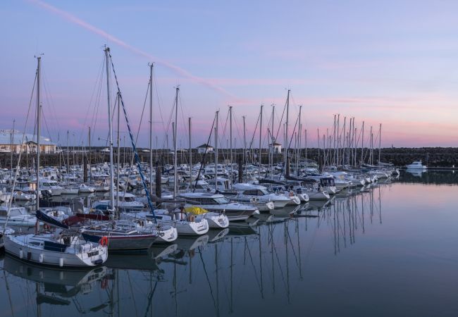 House in Saint-Vincent-sur-Jard - Stay for 5 with shared pool, terrace House in Saint-Vincent-sur-Jard - Stay for 5 with shared pool, terrace