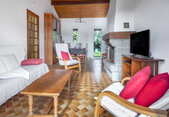 House in Saint-Michel-Chef-Chef - 800 m from the beach, garden, house for 5