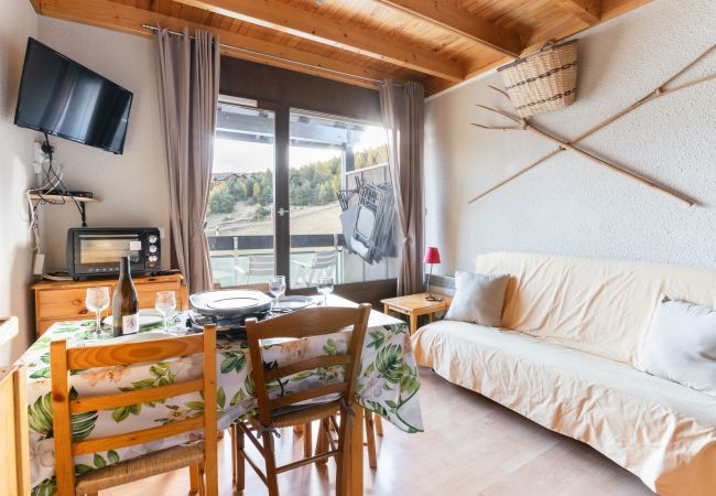 Apartment in Le Dévoluy - Ski-front apartment, sleeps 5