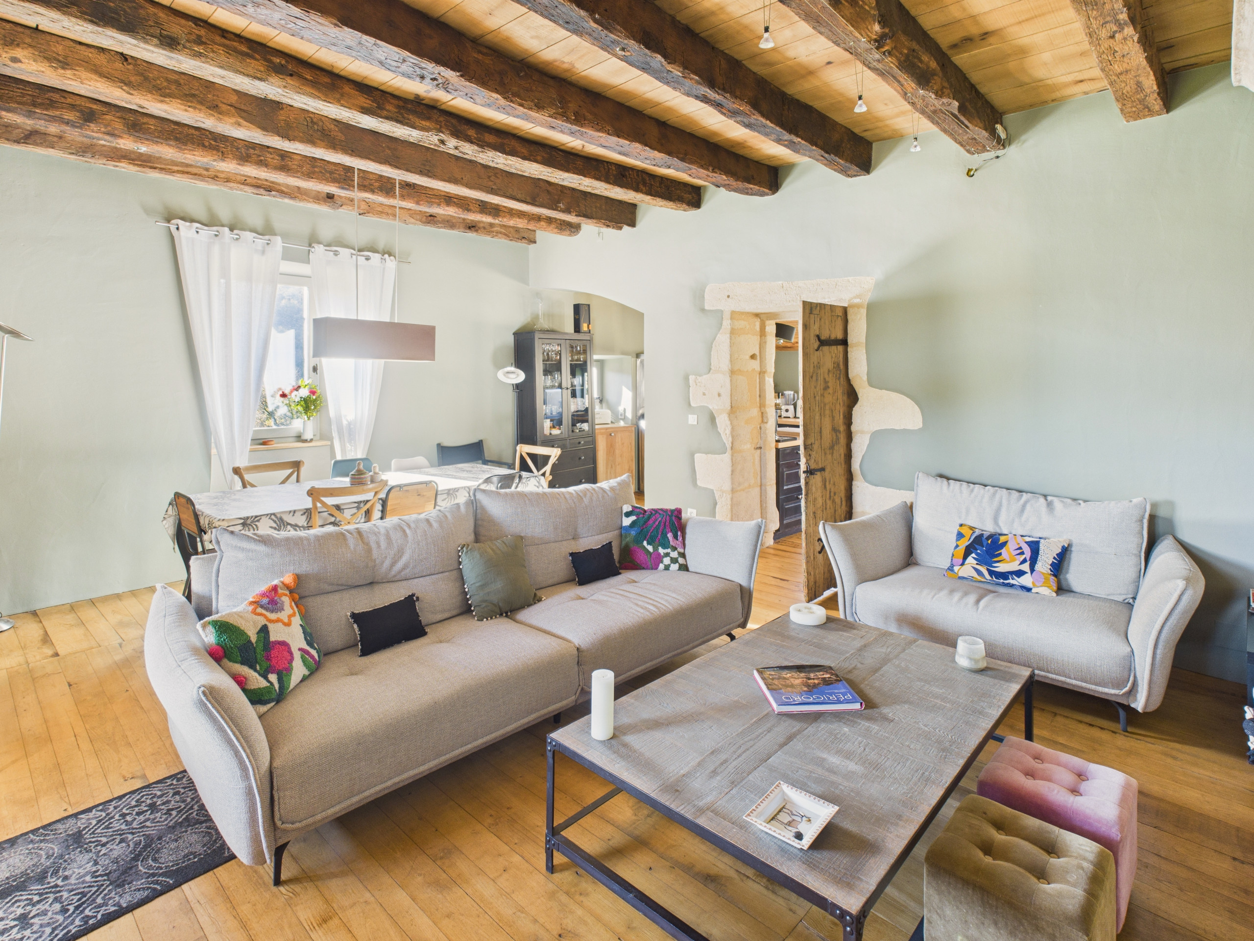  in Les Eyzies-de-Tayac-Sireuil - Valley View – Large house for 10 – Pool