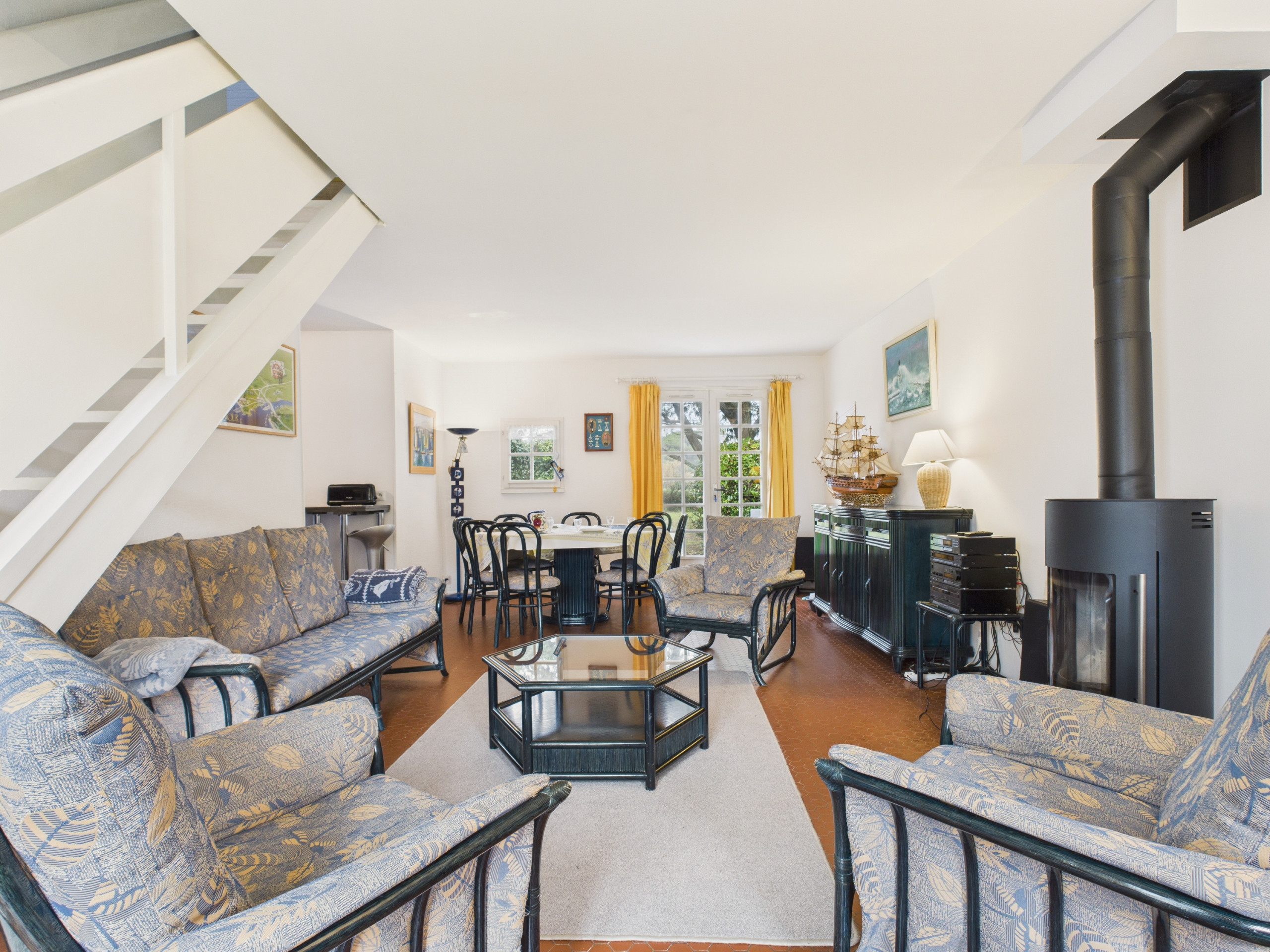  in Batz-sur-Mer - 250m to beach, home with garden - 4 adults/3 kids