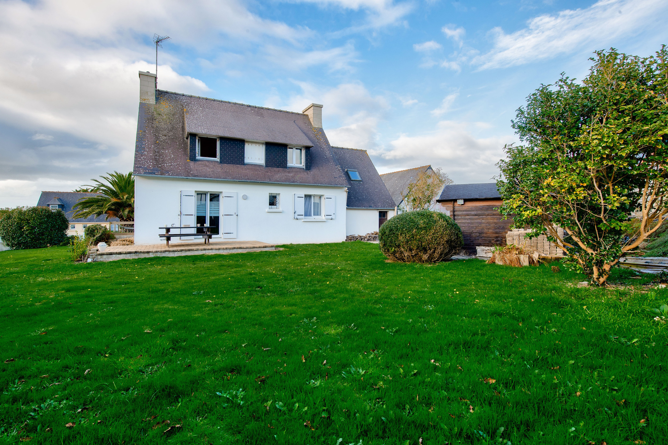  in Plouguerneau - House for 6 with Large Garden – City Center