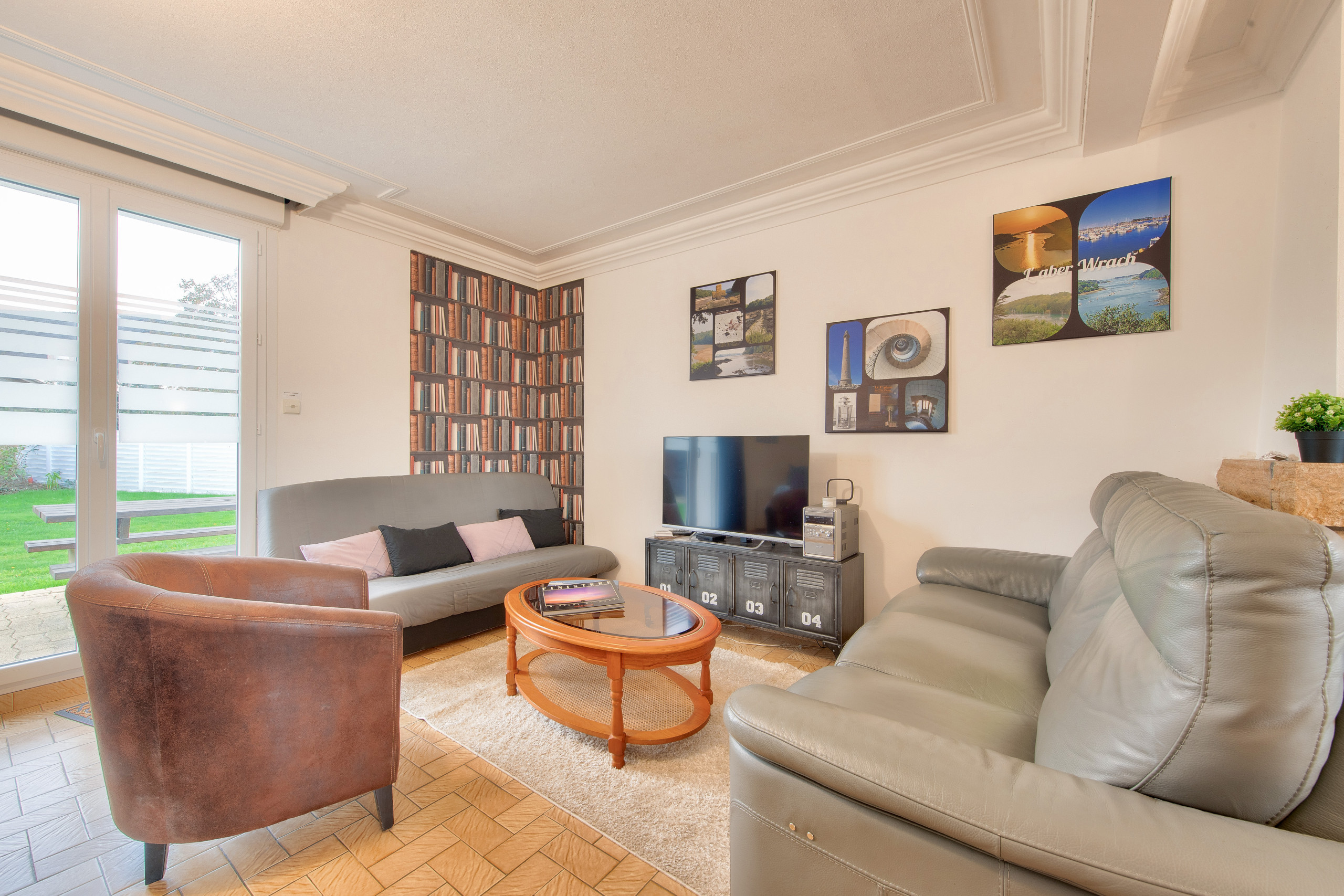  in Plouguerneau - House for 6 with Large Garden – City Center