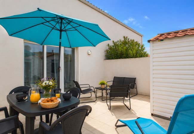 House in Saint-Gilles-Croix-de-Vie - House for 4, terrace, close to train station