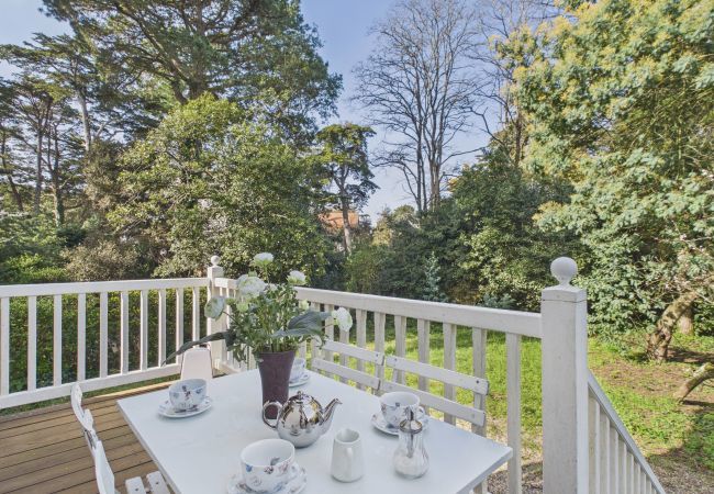 House in Noirmoutier-en-l´Ile - House for 10 with garden, 300 m from the beach