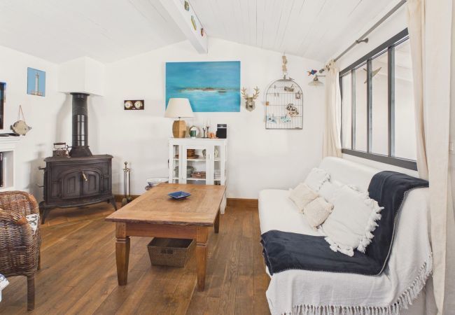 Apartment in Les Portes-en-Ré - Apartment for 4, town centre, 700m from the beach