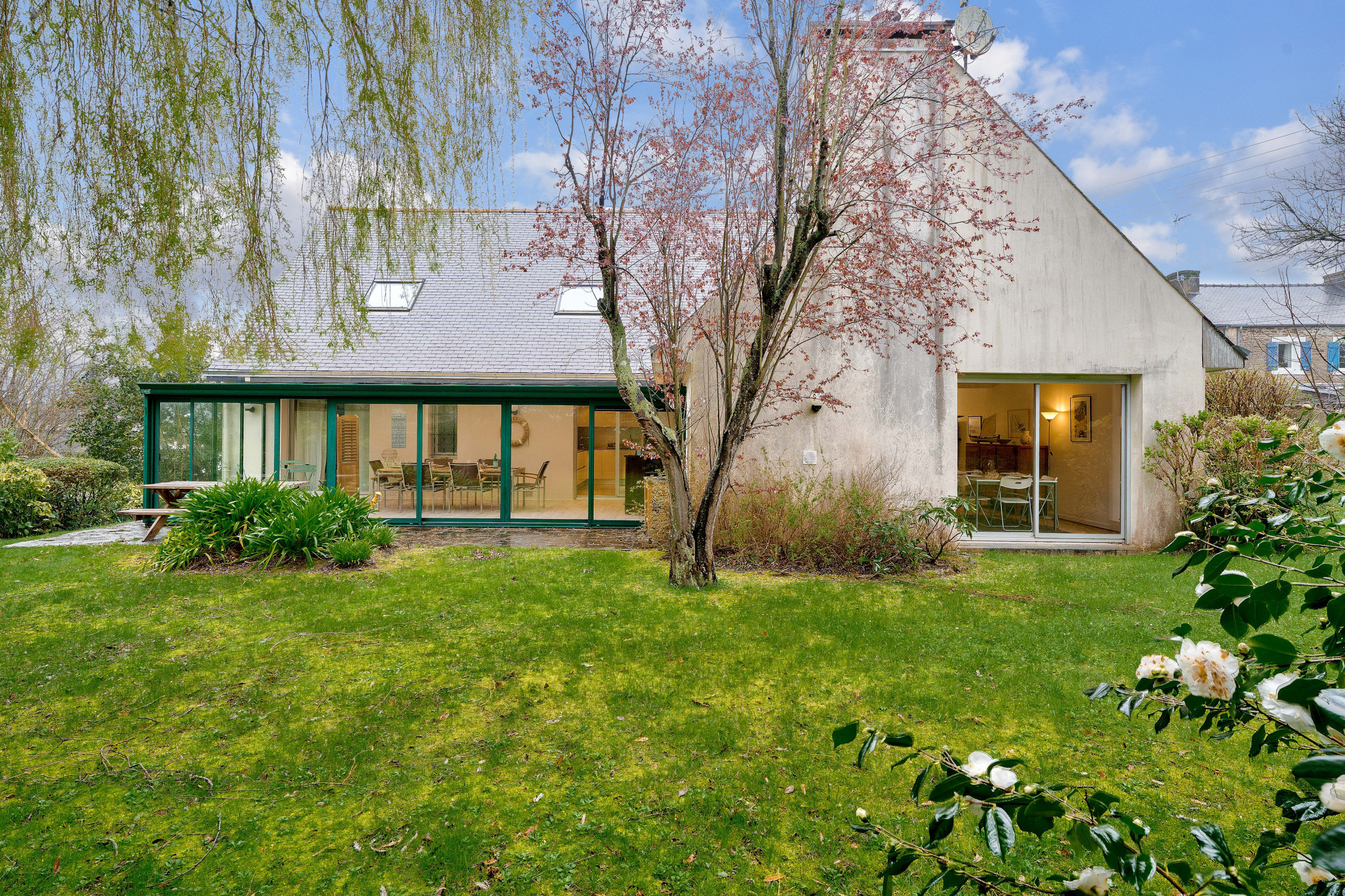  in Dinard - House for 12 with garden, 600m from the beach