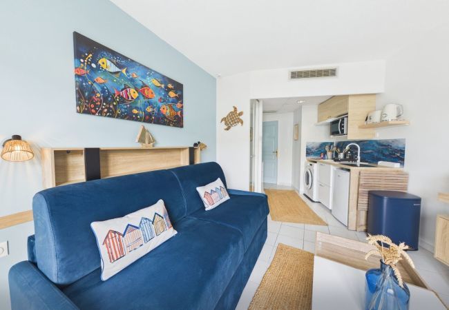 Studio in Ars-en-Ré - Sea 200m away, shared pool, accommodation for 2