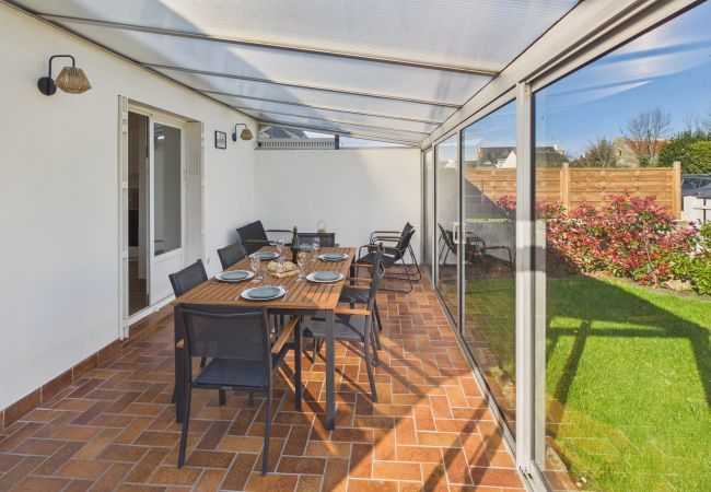 House in Treffiagat - 600m to the beach – House for 6 with veranda