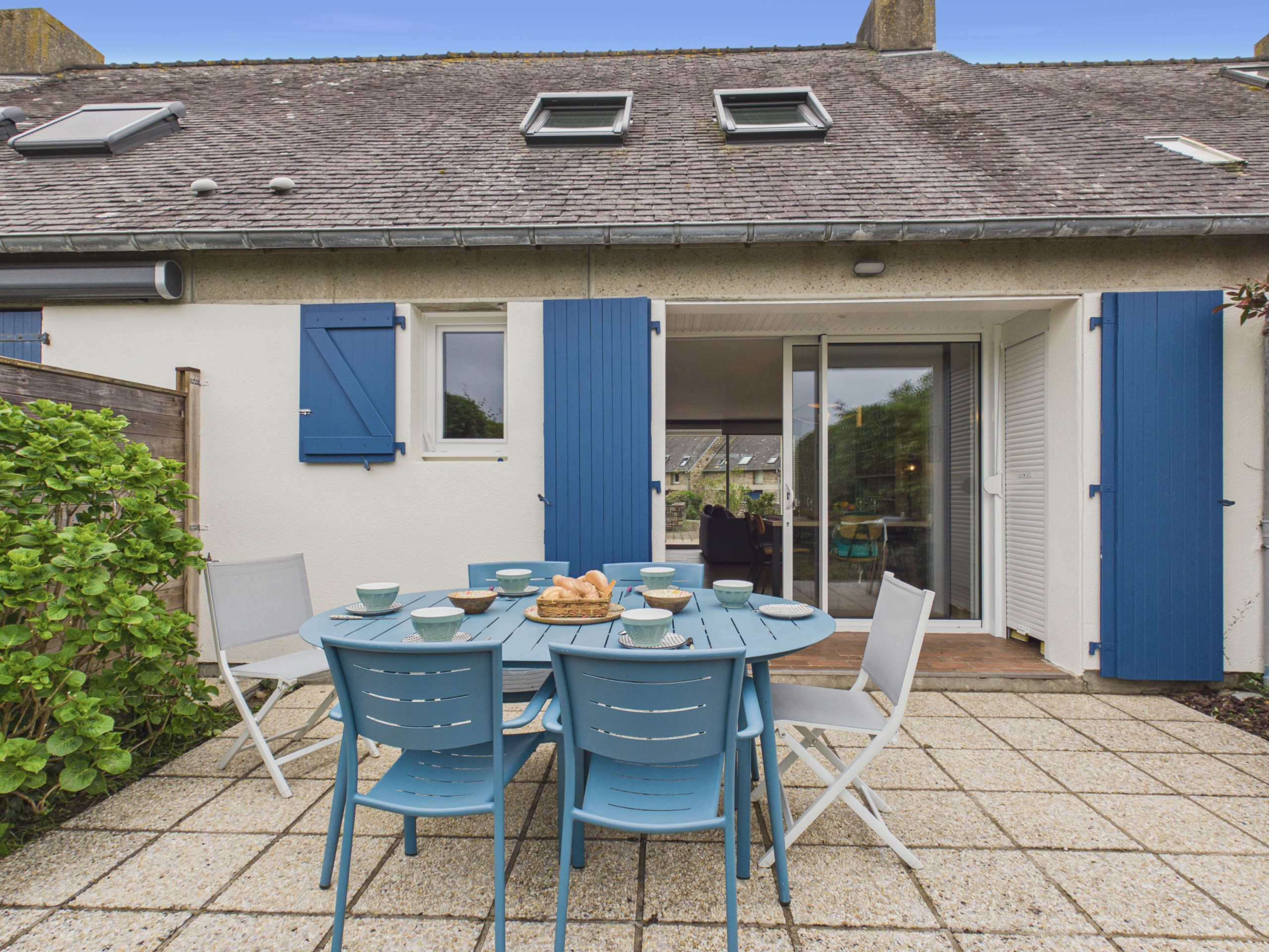  in Arzon - Sea view for 6 with garden, 150m from the beach