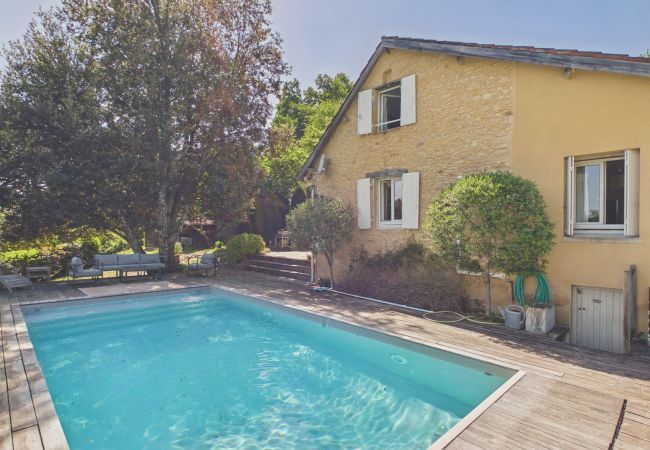 House in Proissans - Charming family home with pool for 7