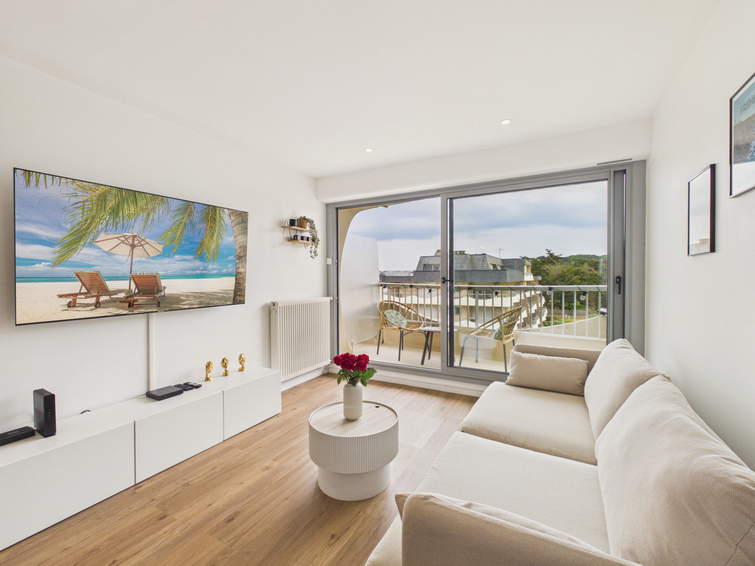  in Erquy - 120m from beach bright apartment
