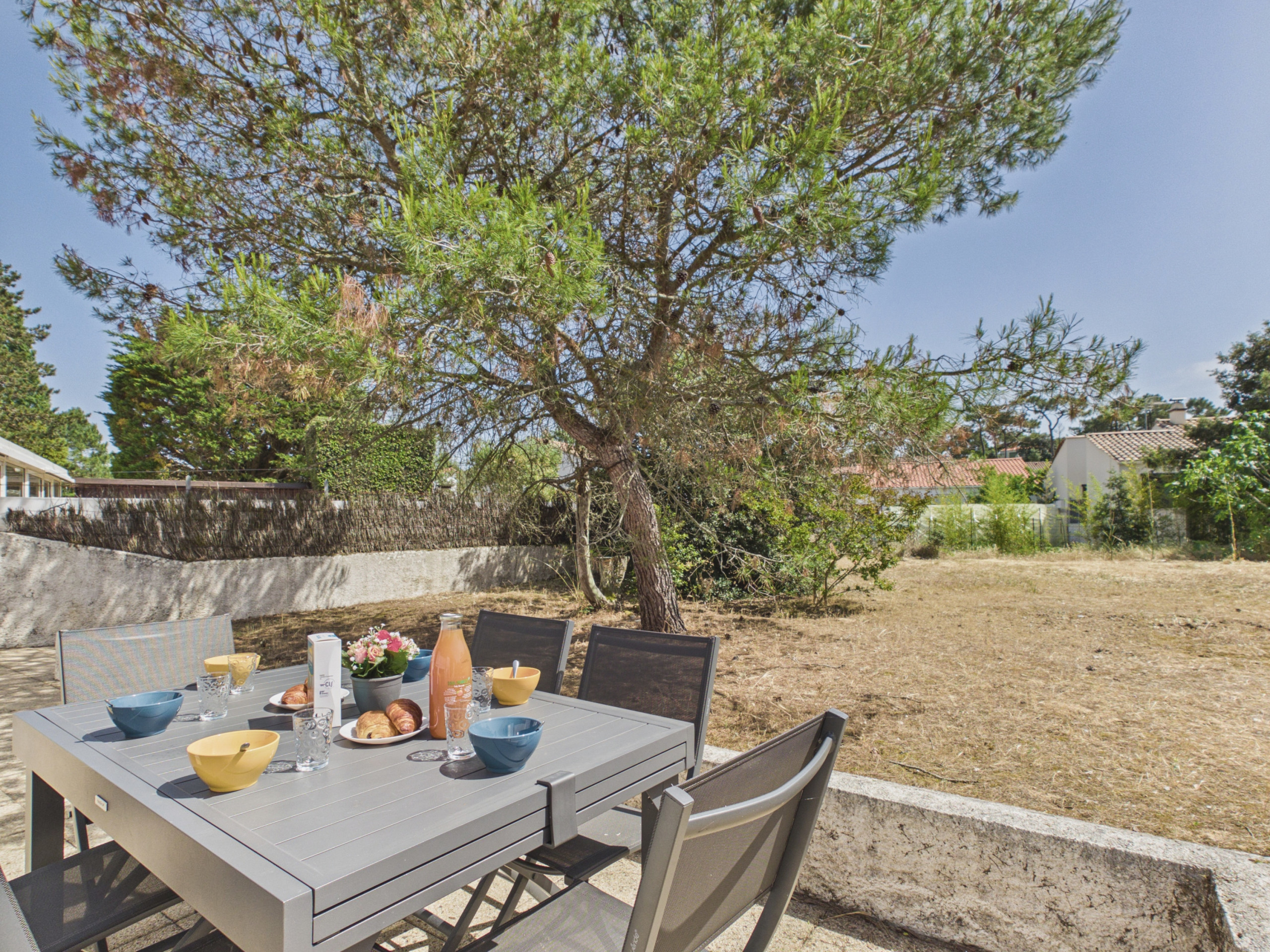  in La Tranche-sur-Mer - 550m from beach, house for 4 adults/2 children
