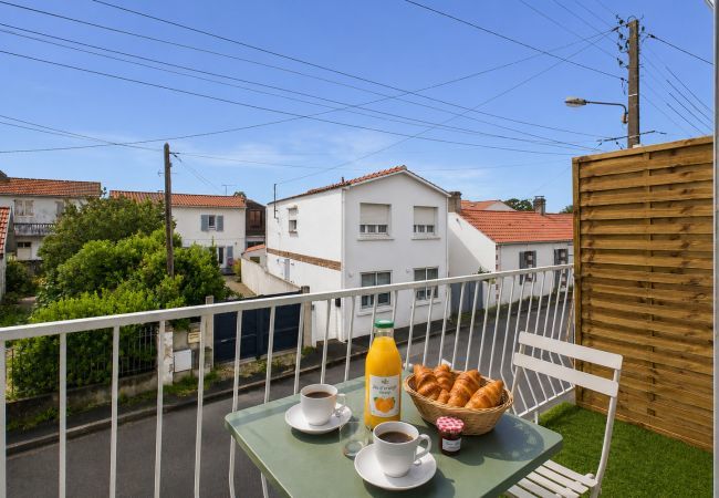 Apartment in Saint-Hilaire-de-Riez - Near beach, flat 2 adults 2 children