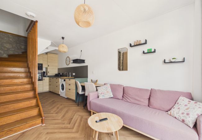 House in Dinard - Stay for 2, walk everywhere, beach 500m
