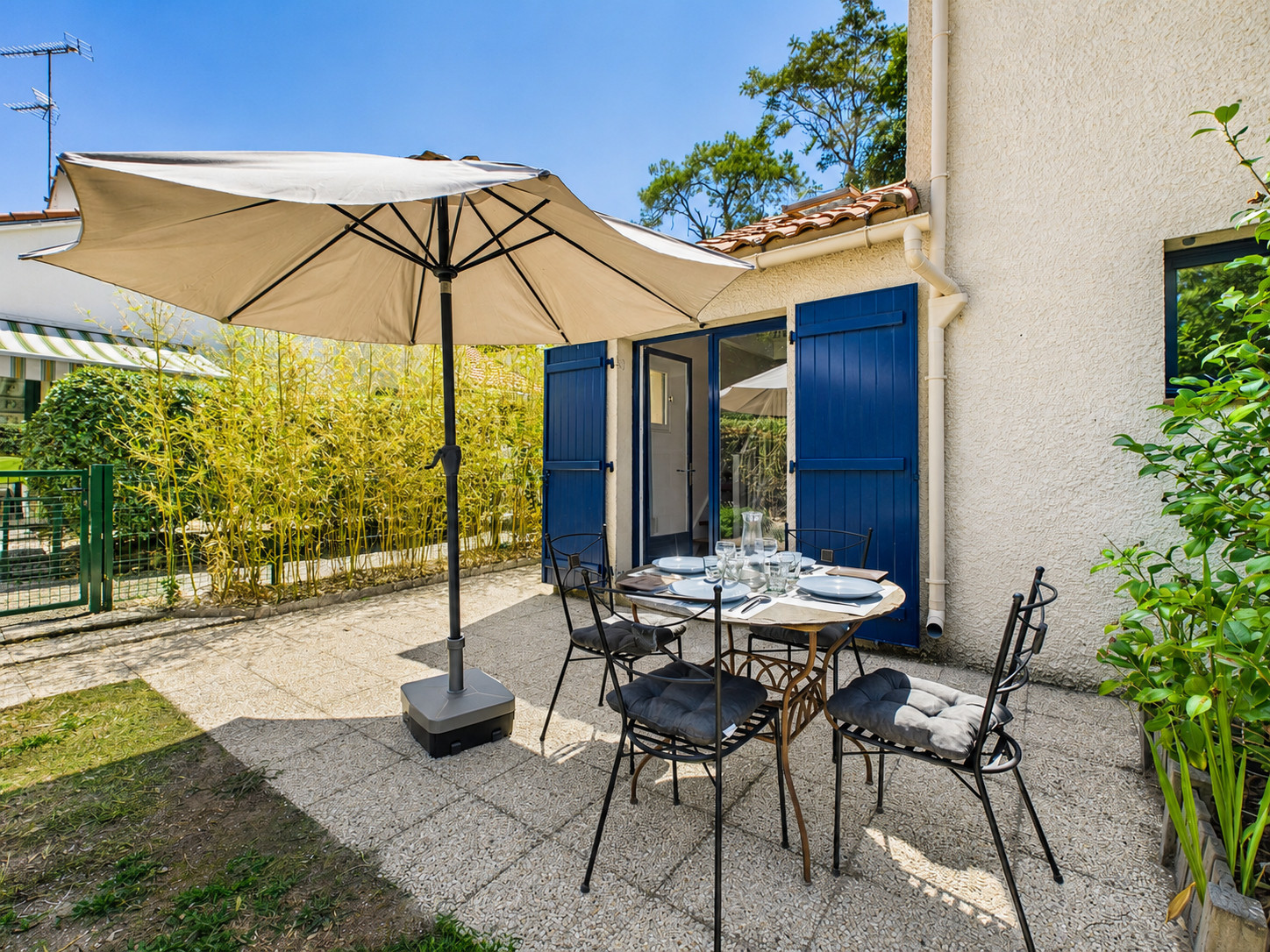  in Saint-Brevin-les-Pins - House + garden for 4 