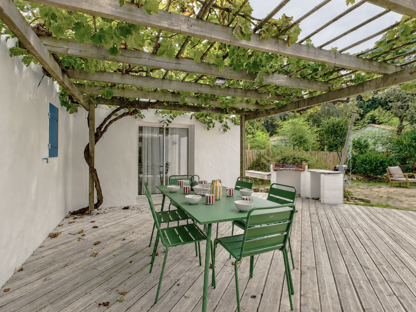  in Noirmoutier-en-l´Ile - Beach 100m away, house for 8, garden & BBQ