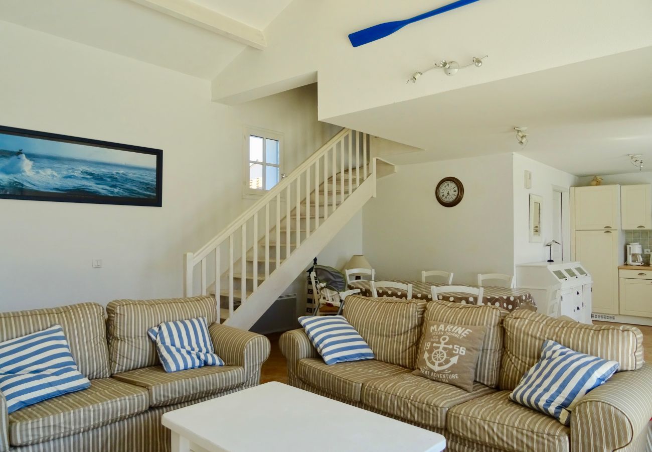 Villa in Saint-Jean-de-Monts - Large villa for 8 with swimming pool