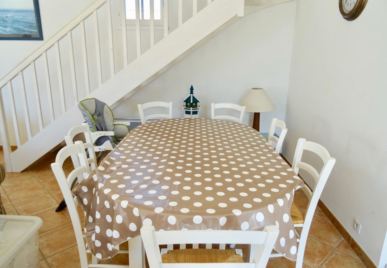 Villa in Saint-Jean-de-Monts - Large villa for 8 with swimming pool