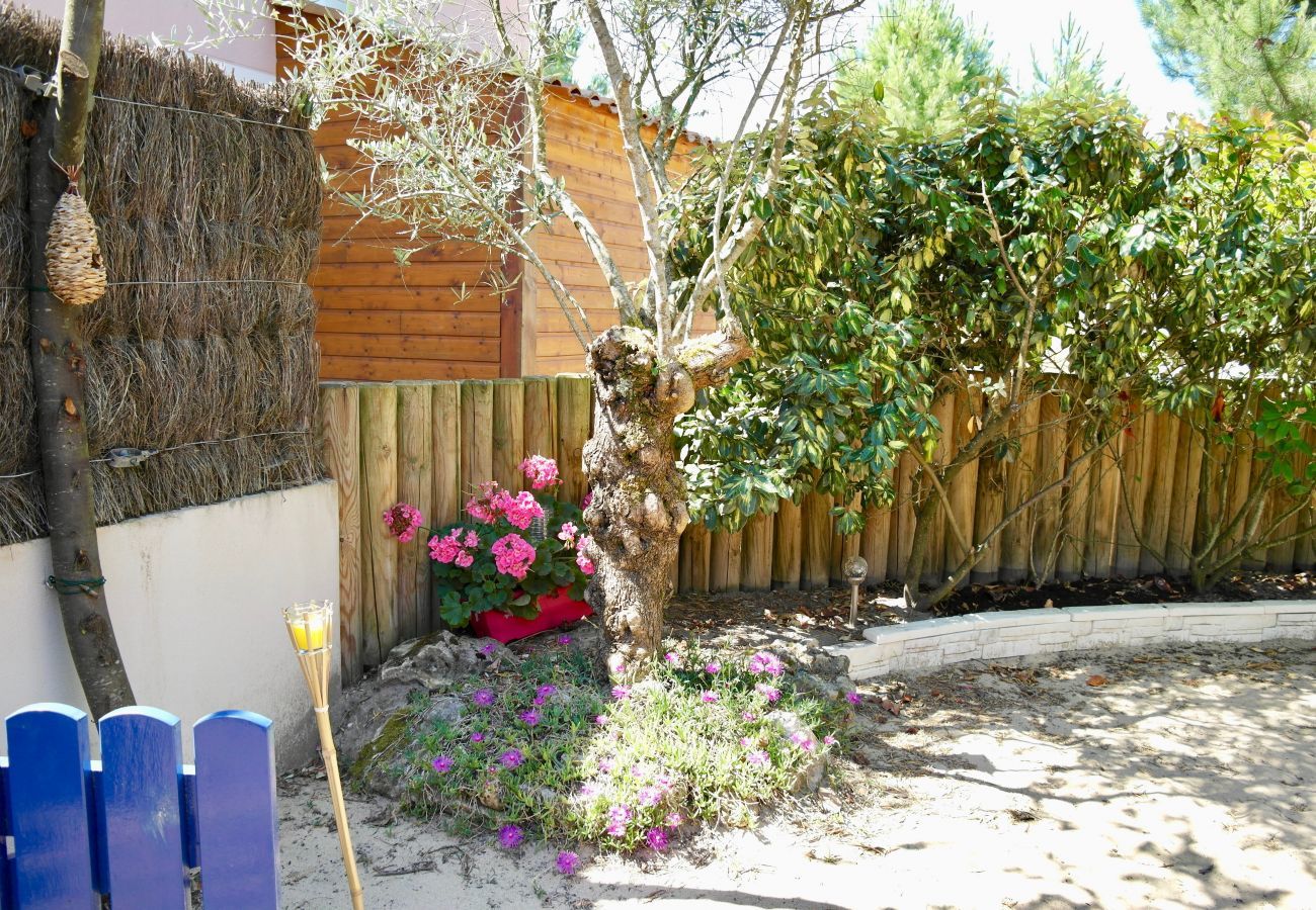 House in Saint-Hilaire-de-Riez - House for 5, close to the beach, shared pool
