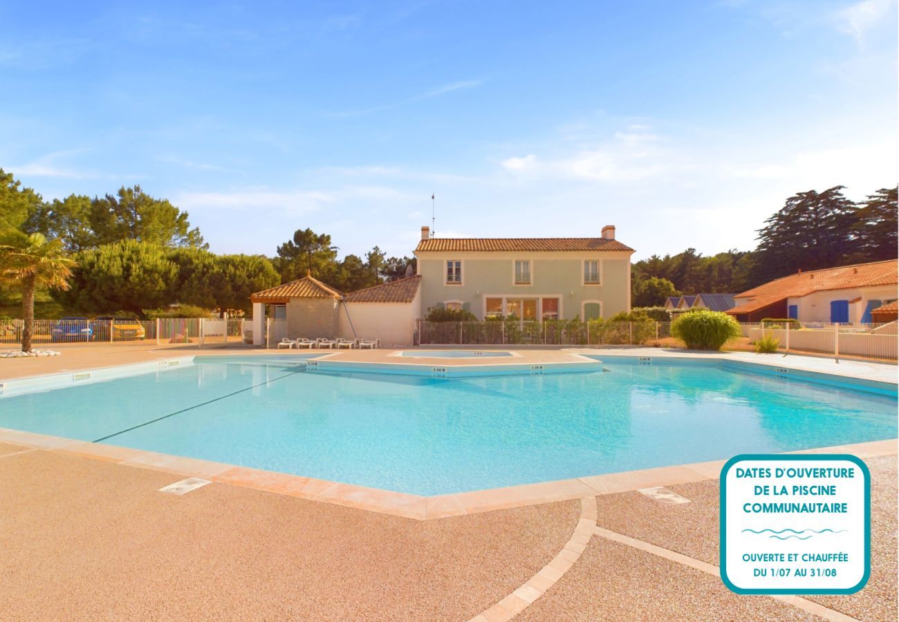 House in Saint-Hilaire-de-Riez - House for 4, close to the beach, shared pool