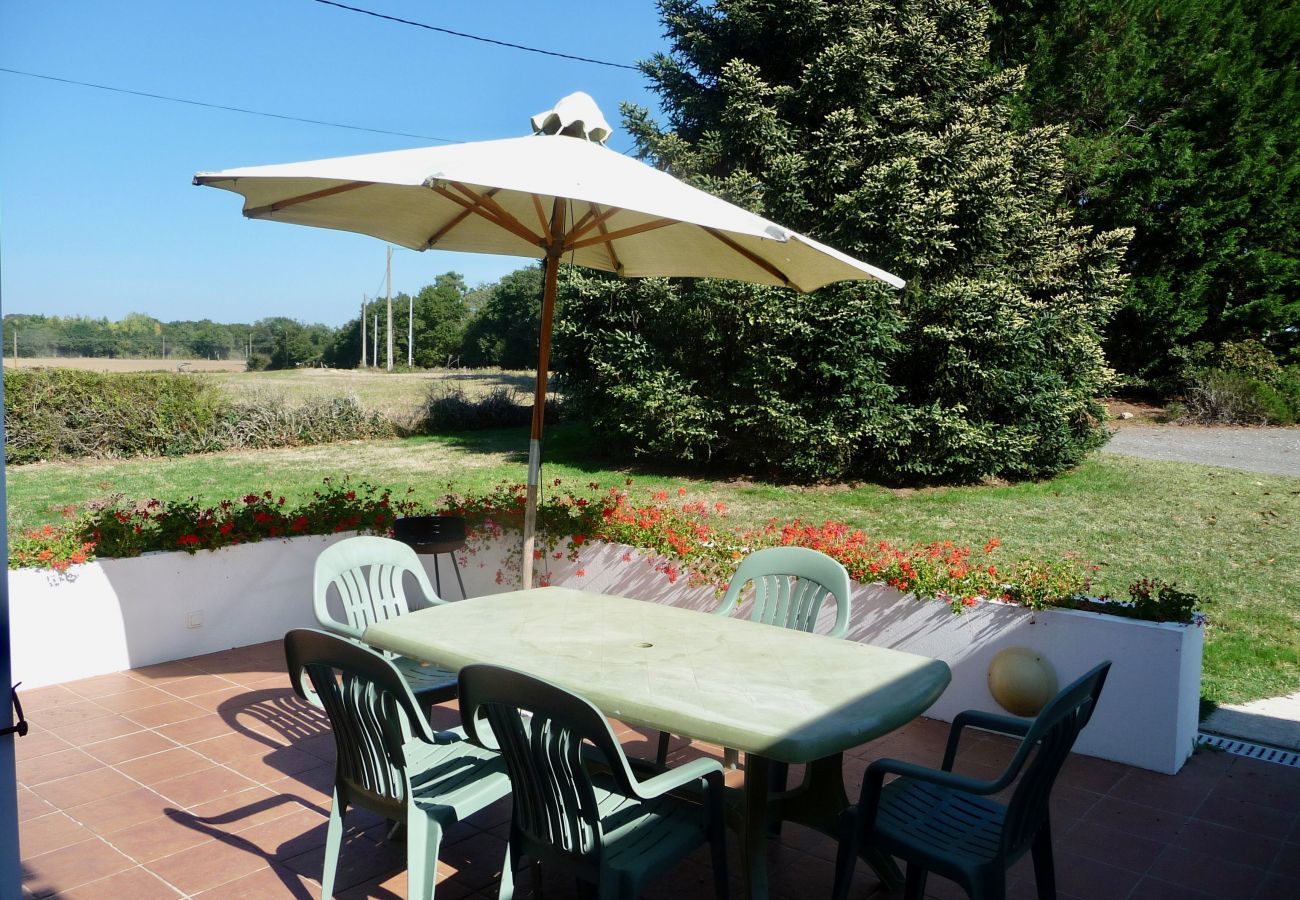 Terraced House in Commequiers - Country break for 6 with swimming pool