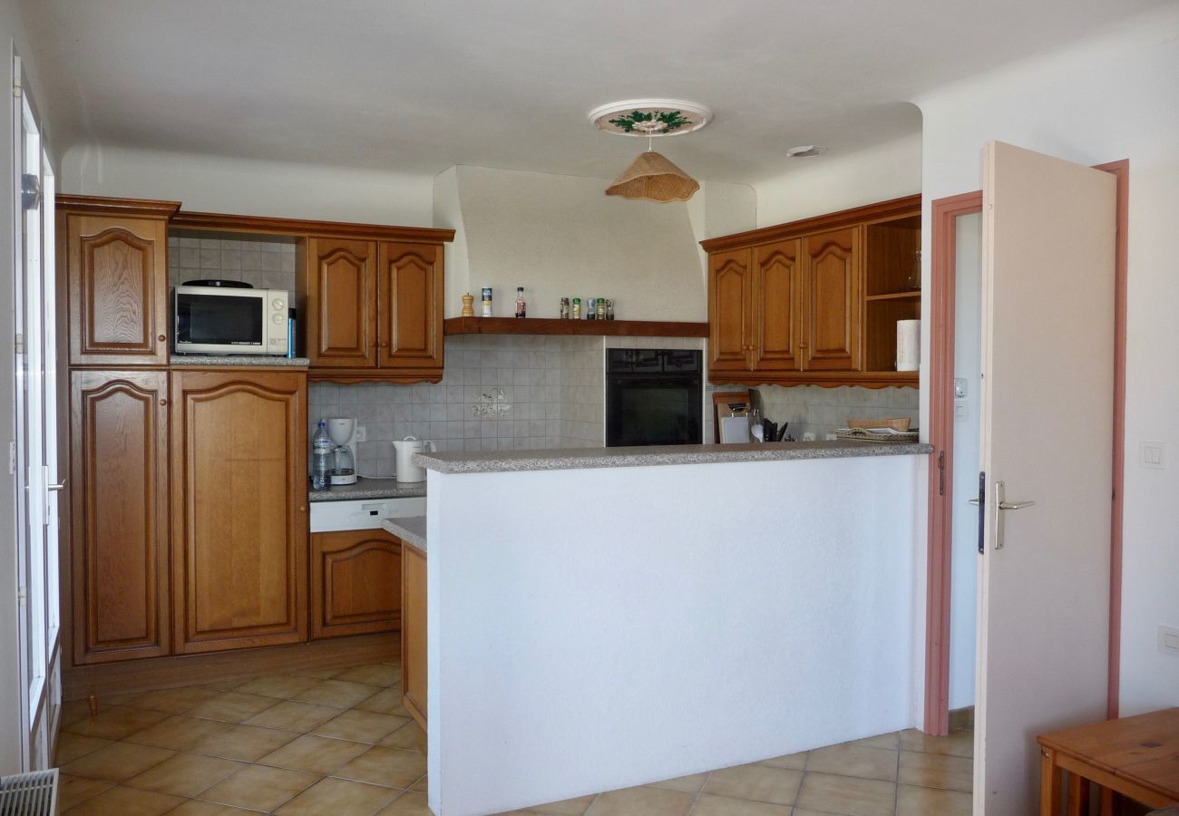 Terraced House in Commequiers - Country break for 6 with swimming pool