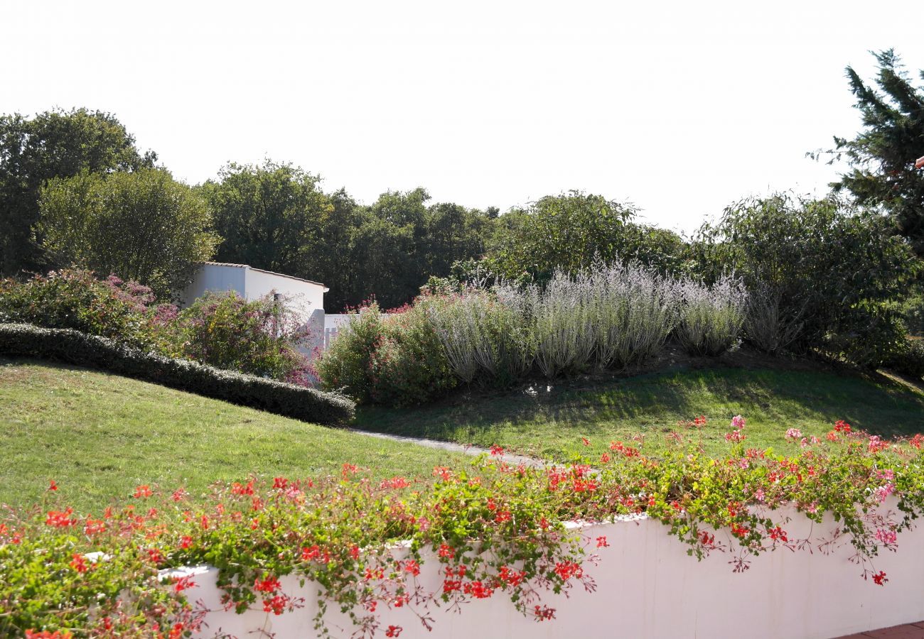 Terraced House in Commequiers - Country house for 6 with swimming pool 