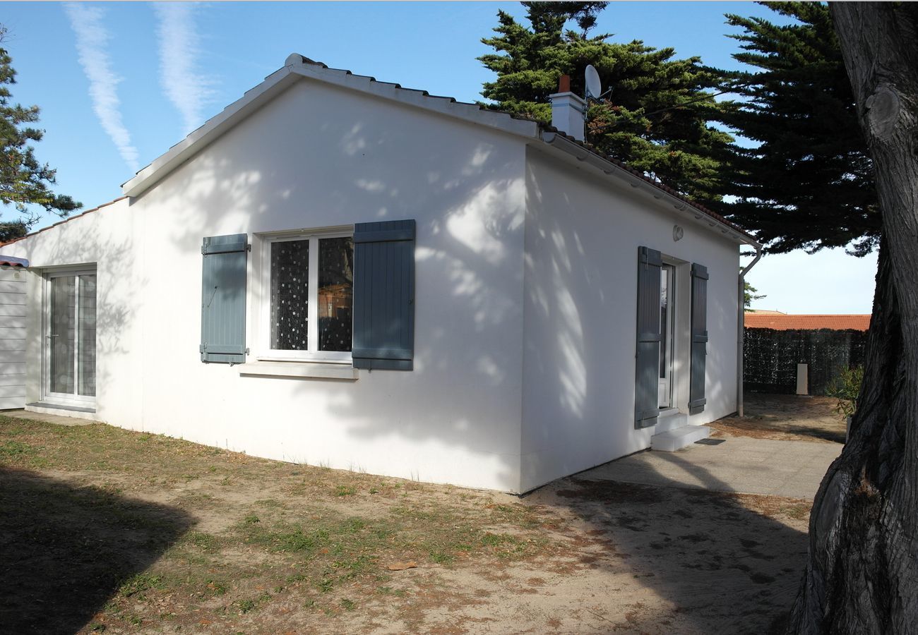 House in Notre-Dame-de-Monts - Charming house at 500 m from the coast for 4