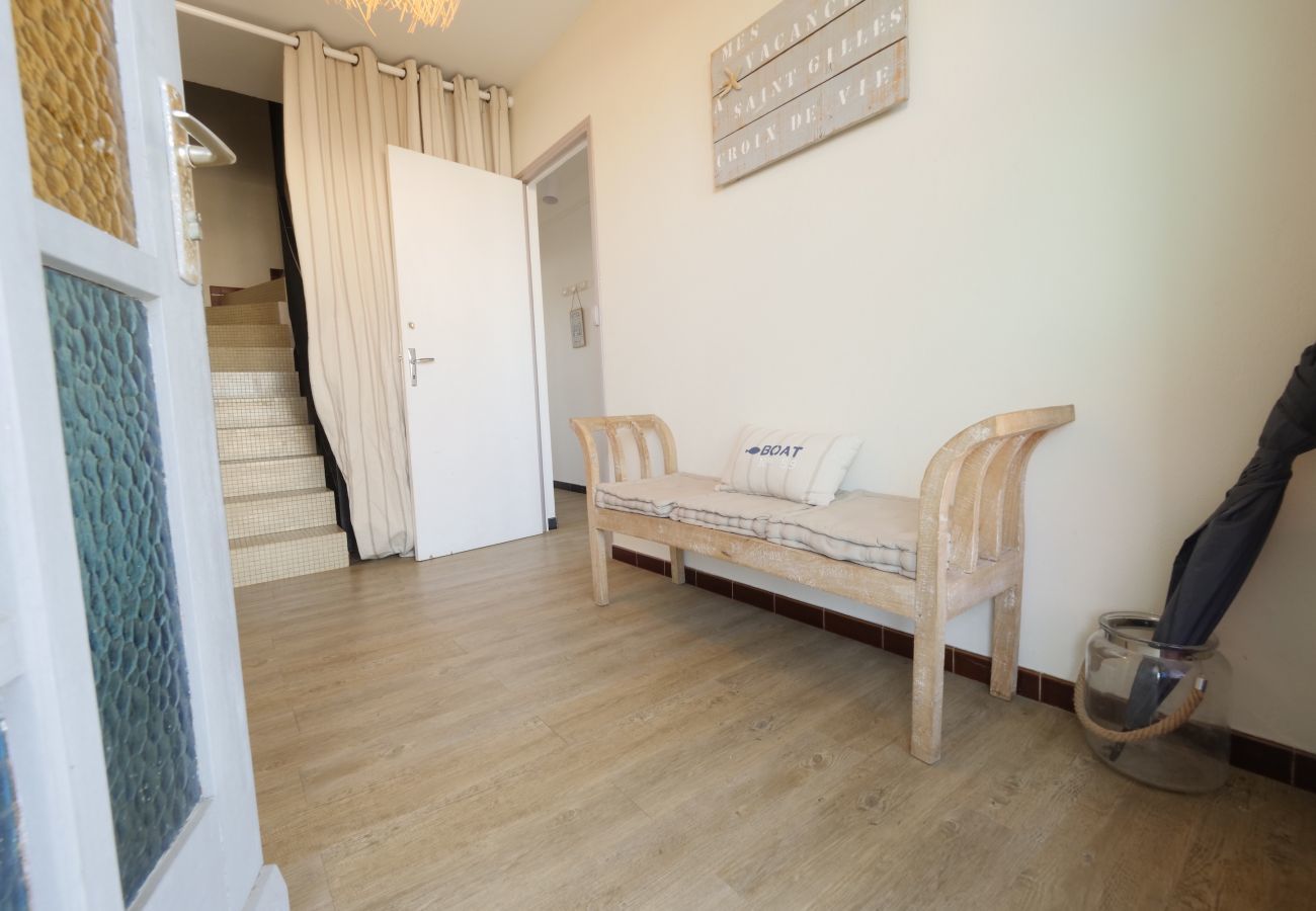 House in Saint-Gilles-Croix-de-Vie - A large holiday home for 10 close to the sea