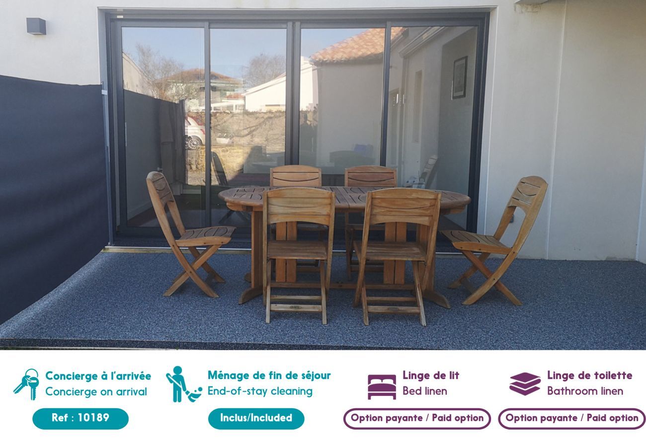 House in Beauvoir-sur-Mer - In the heart of the city, pretty house for 6 with garden