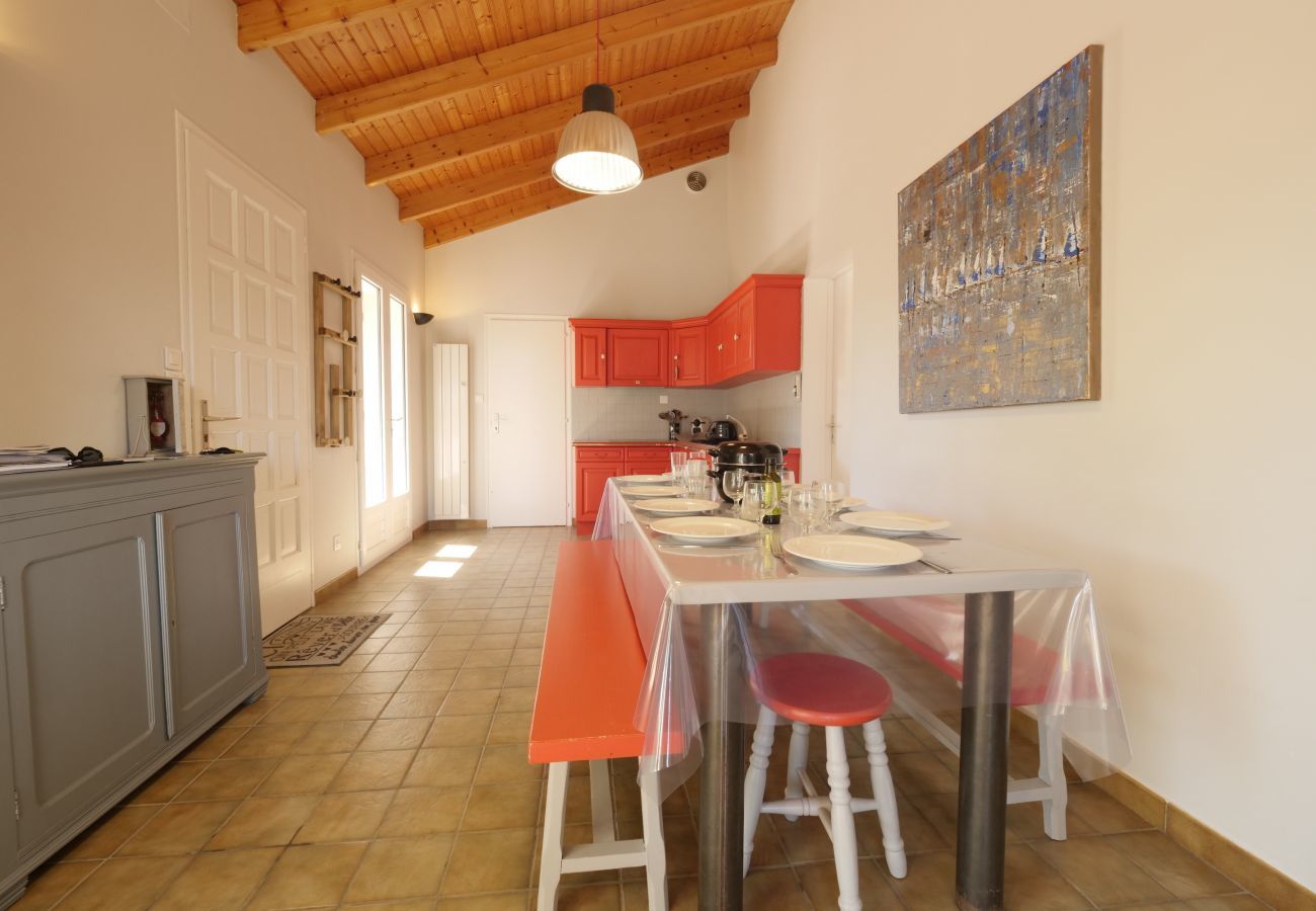 House in Bretignolles-sur-Mer - A house for 10 with garden near the sea 