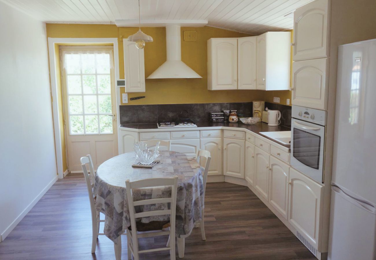 House in Talmont-Saint-Hilaire - Holidays for 6 in Talmont St Hilaire