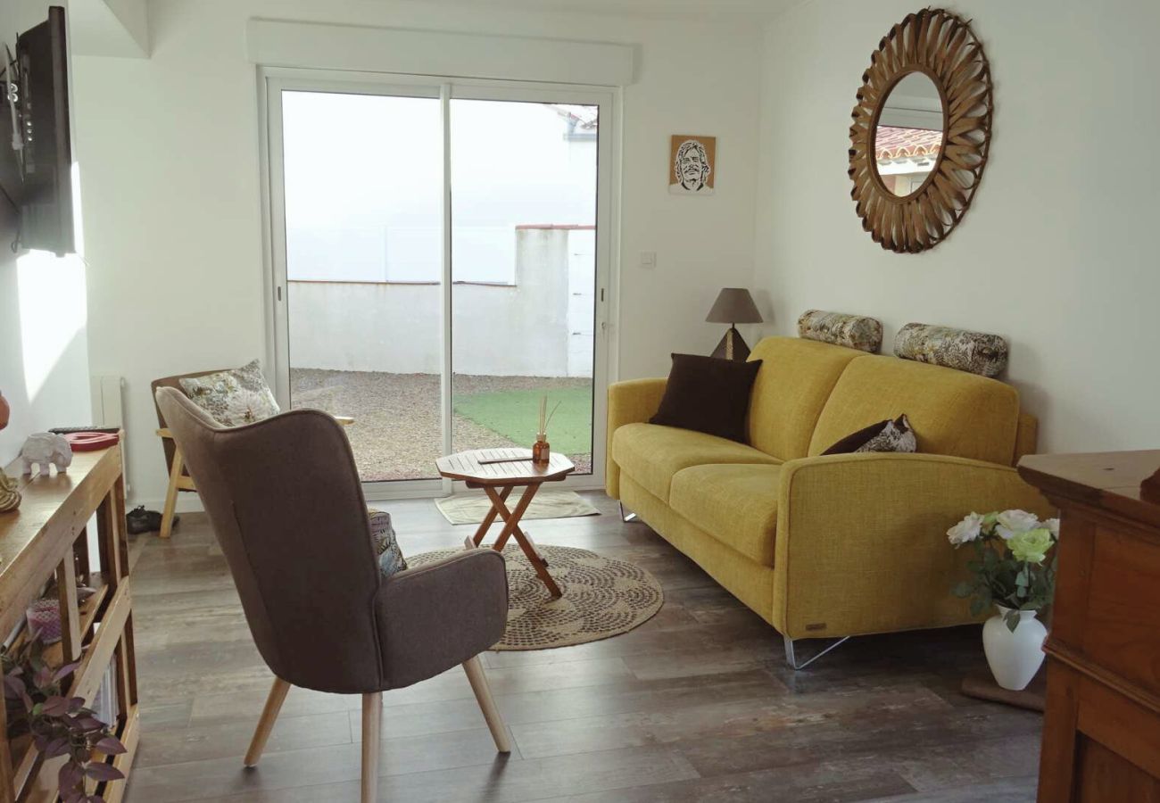 House in Talmont-Saint-Hilaire - Holidays for 6 in Talmont St Hilaire