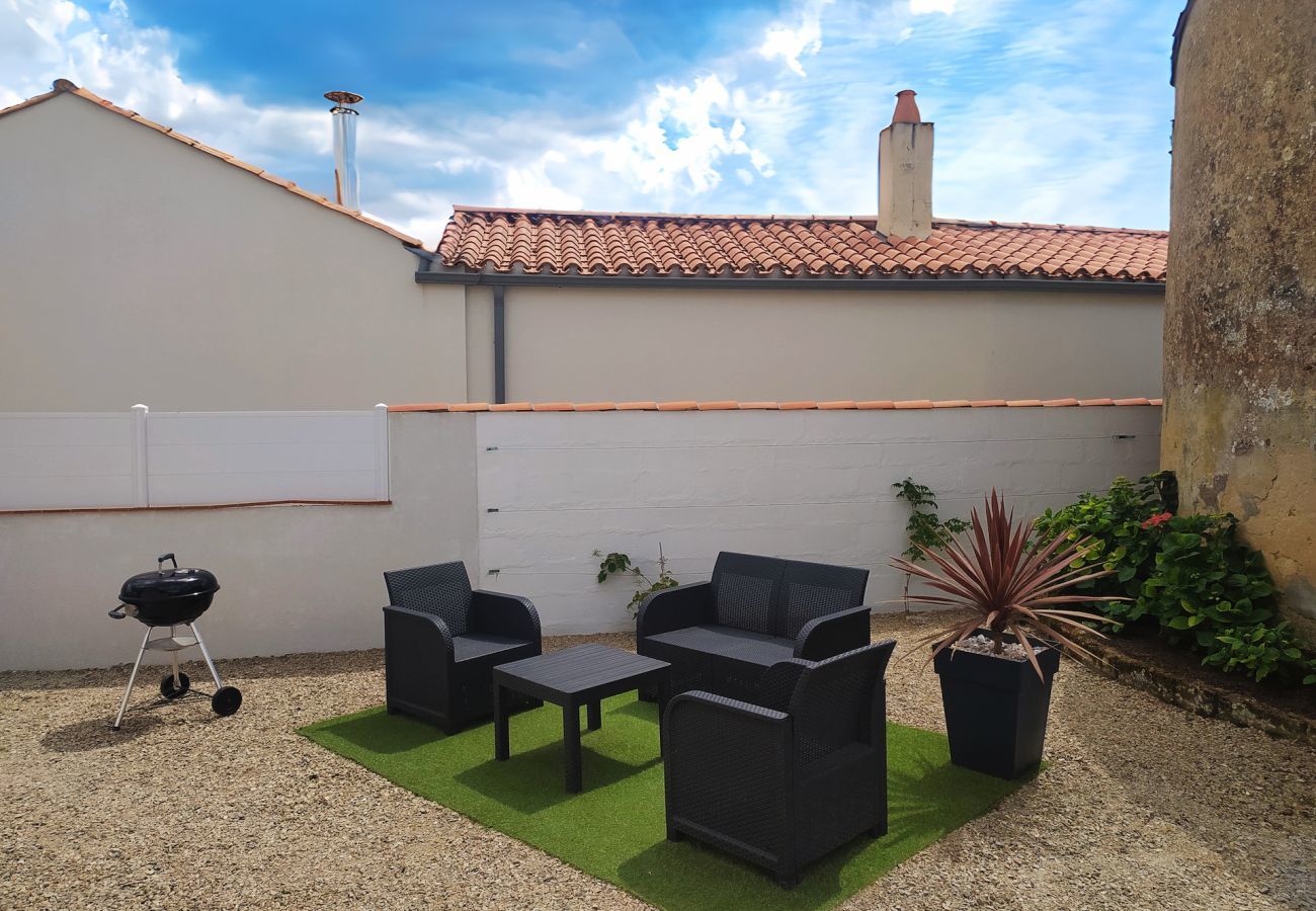 House in Talmont-Saint-Hilaire - Holidays for 6 in Talmont St Hilaire