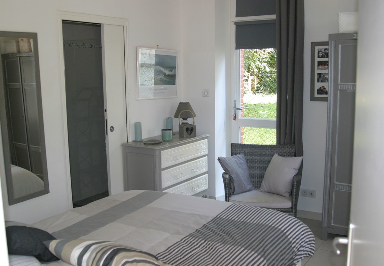 House in Noirmoutier-en-l´Ile - Traditional villa for 8 - 550m from the beach