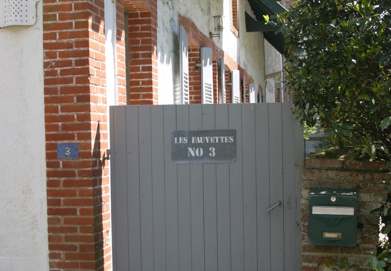House in Noirmoutier-en-l´Ile - Traditional villa for 8 - 550m from the beach