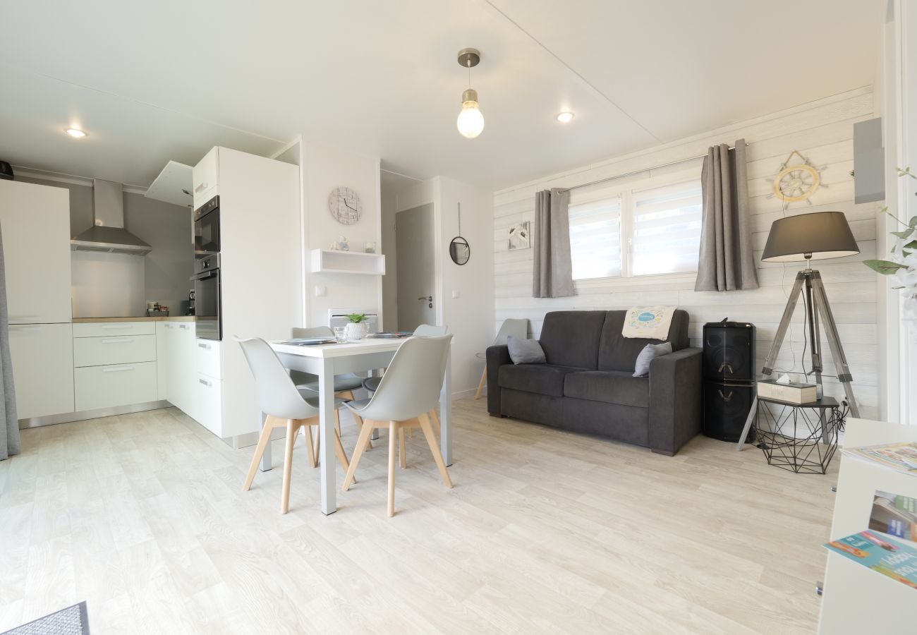 Chalet in Saint-Hilaire-de-Riez -  Chalet for 6 in the heart of St Hilaire de Riez